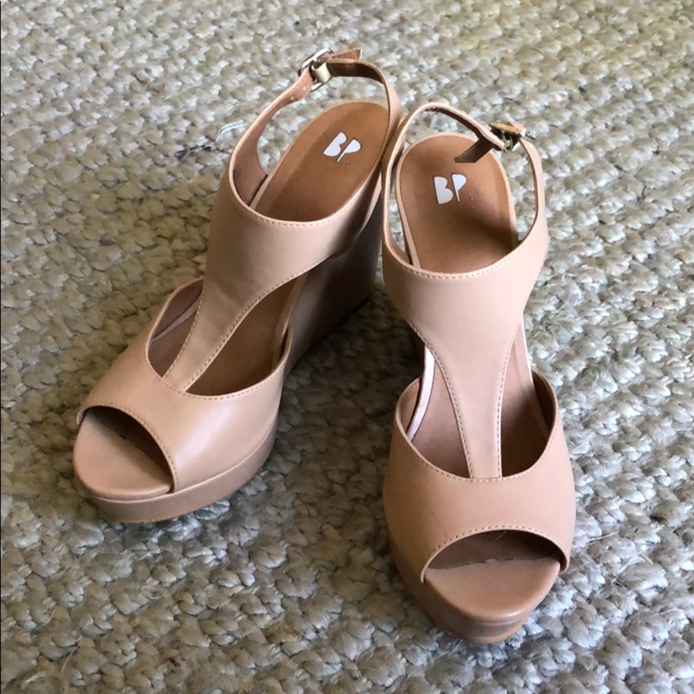 Nude BP Wedges